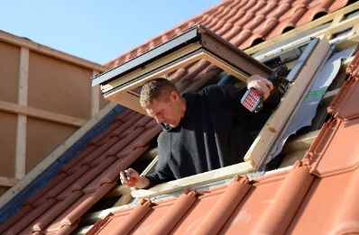 Pose de fenêtres de toit Velux à Panouse